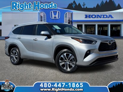 Used 2023 Toyota Highlander XLE