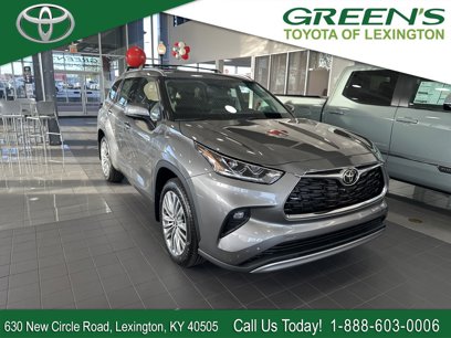 New 2025 Toyota Highlander Platinum