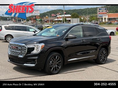 Used 2024 GMC Terrain Denali w/ Black Diamond Edition