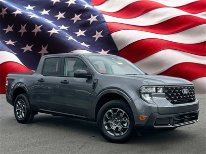 New 2025 Ford Maverick XLT w/ Equipment Group 302A