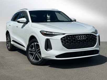 New 2025 Audi Q5 Premium Plus