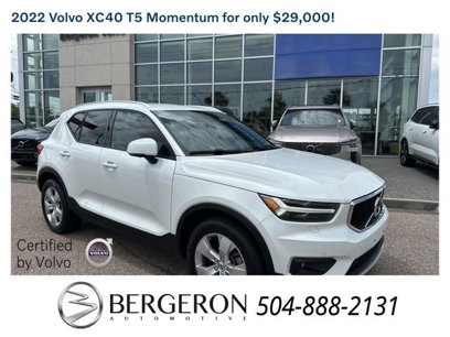 Used 2022 Volvo XC40 T5 Momentum