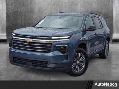 New 2025 Chevrolet Traverse LT