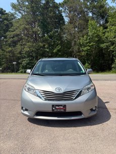 Used 2014 Toyota Sienna XLE