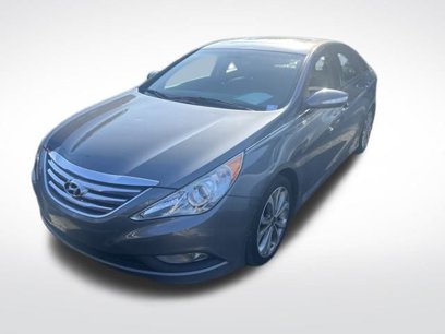 Used 2014 Hyundai Sonata SE w/ Premium Package 03