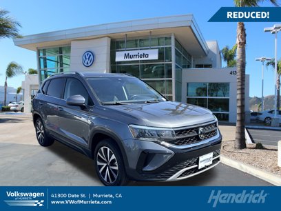 Certified 2023 Volkswagen Taos SE w/ Panoramic Sunroof Package