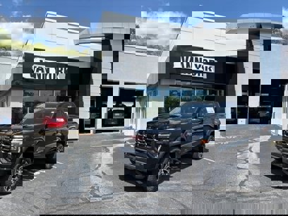 New 2025 GMC Canyon AT4 w/ Technology Plus Package