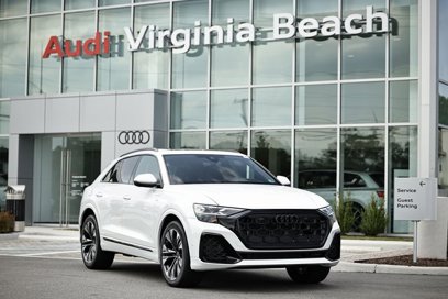 New 2025 Audi Q8 Prestige
