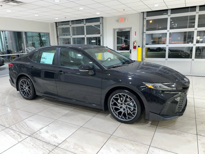 New 2025 Toyota Camry SE w/ Convenience Package
