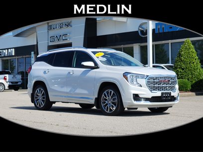 Used 2022 GMC Terrain Denali w/ Denali Premium Package