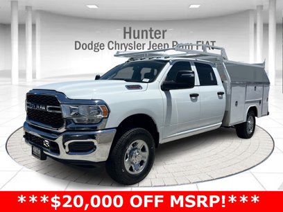 New 2024 RAM 3500 Tradesman w/ Chrome Appearance Group