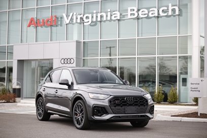 New 2025 Audi SQ5 Premium Plus