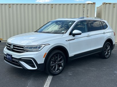 Used 2024 Volkswagen Tiguan SE