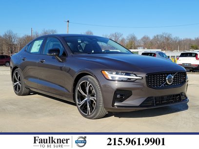 New 2024 Volvo S60 B5 Plus w/ Climate Package