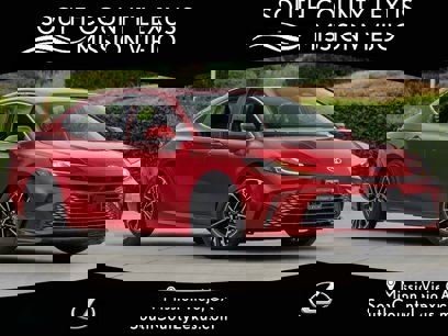 Used 2025 Toyota Camry XLE