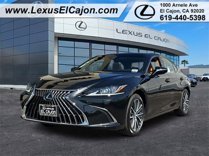 New 2025 Lexus ES 300h w/ Premium Package