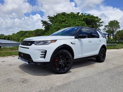 New 2024 Land Rover Discovery Sport Dynamic SE