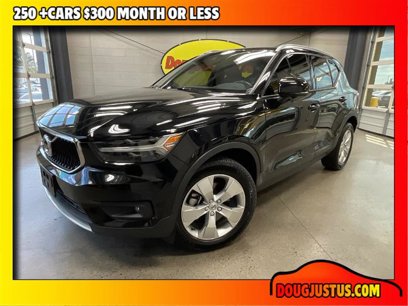 Used 2021 Volvo XC40 T5 Momentum