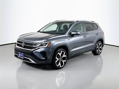 Used 2022 Volkswagen Taos SEL w/ Panoramic Sunroof Package