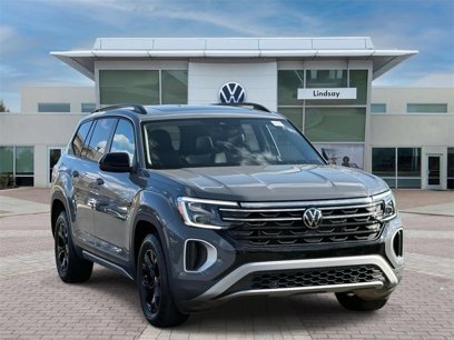 Used 2024 Volkswagen Atlas Peak Edition SE