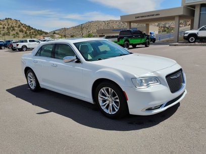 Used 2017 Chrysler 300 C