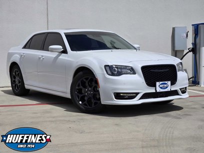 Used 2022 Chrysler 300 Touring L w/ Popular Equipment Group