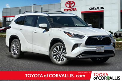 New 2025 Toyota Highlander Platinum