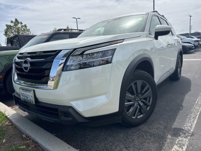 Used 2022 Nissan Pathfinder SV
