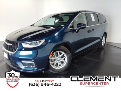 Used 2023 Chrysler Pacifica Touring-L