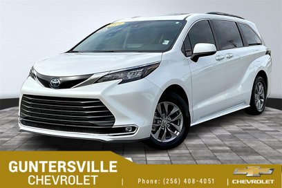 Used 2024 Toyota Sienna XLE
