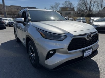 Used 2022 Toyota Highlander XLE