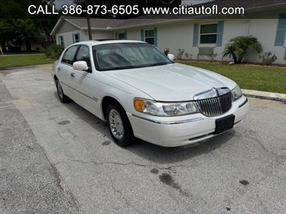 Used 2002 Lincoln Town Car Cartier