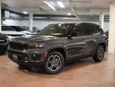 New 2022 Jeep Grand Cherokee Trailhawk w/ Luxury Tech Group III