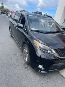 Used 2017 Toyota Sienna SE