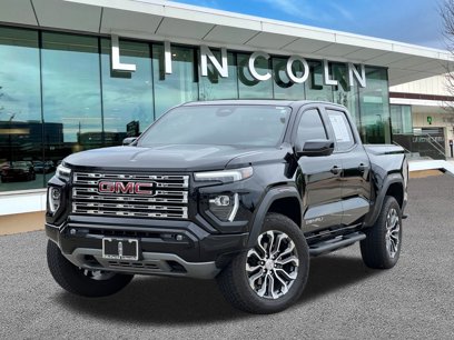 Used 2024 GMC Canyon Denali