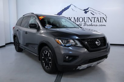 Used 2019 Nissan Pathfinder SL