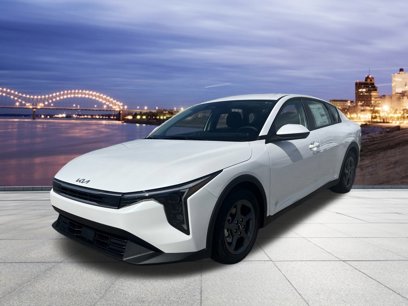New 2025 Kia K4 LXS