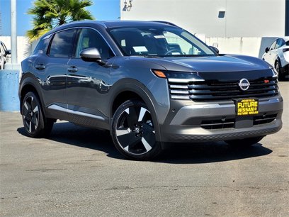 New 2025 Nissan Kicks SR