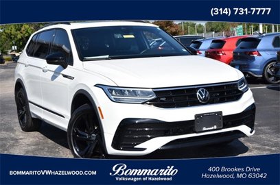 Certified 2024 Volkswagen Tiguan SE R-Line
