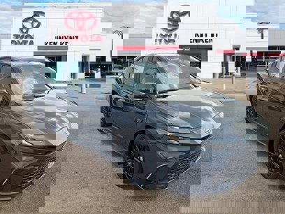 New 2025 Toyota Camry SE