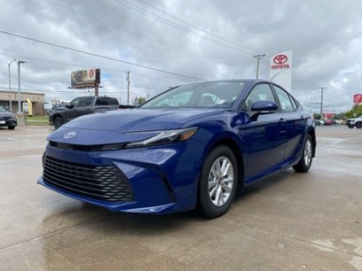 New 2025 Toyota Camry LE