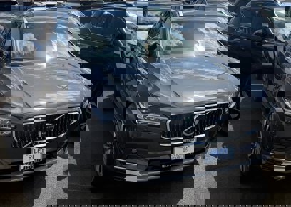 New 2025 Volvo V90 B6 Cross Country Ultra w/ Protection Package Premier