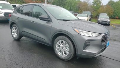 New 2025 Ford Escape Active w/ Cold Weather Package