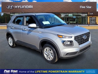 New 2025 Hyundai Venue SE