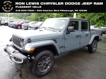 New 2025 Jeep Gladiator Sport
