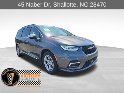 Certified 2023 Chrysler Pacifica Limited