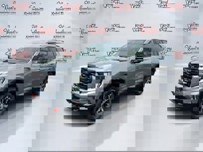 New 2025 GMC Acadia AT4 w/ Luxury Package