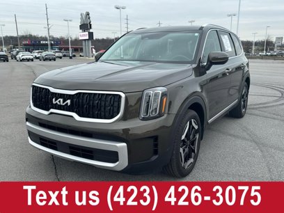 Used 2024 Kia Telluride EX w/ EX Captain's Chair Package
