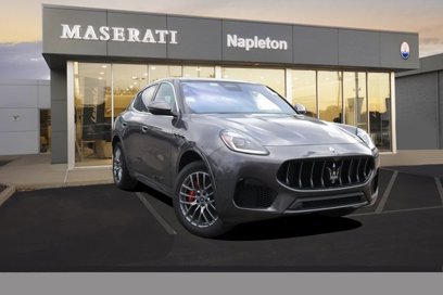 New 2024 Maserati Grecale GT