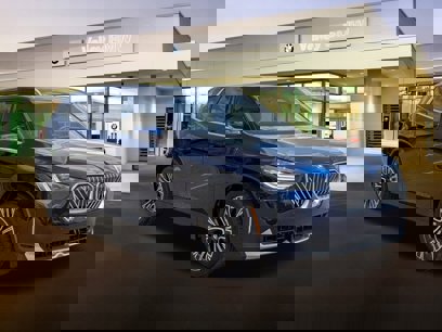 New 2025 BMW X3 xDrive30 w/ Premium Package
